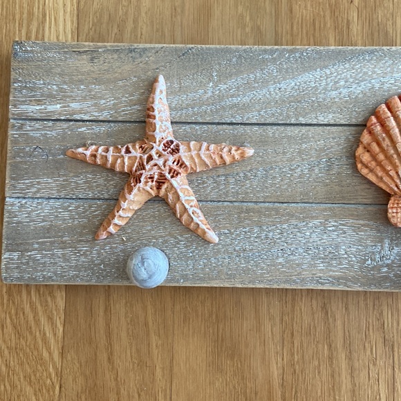 Sanibel Home NWOT Coastal/Beach Decor w Hooks. - Picture 5 of 9